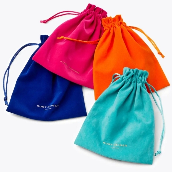 🔹️Kurt Geiger 🔹️Pink Enamel Eagle Stud Earrings and Dust Bag NWT - Picture 5 of 5